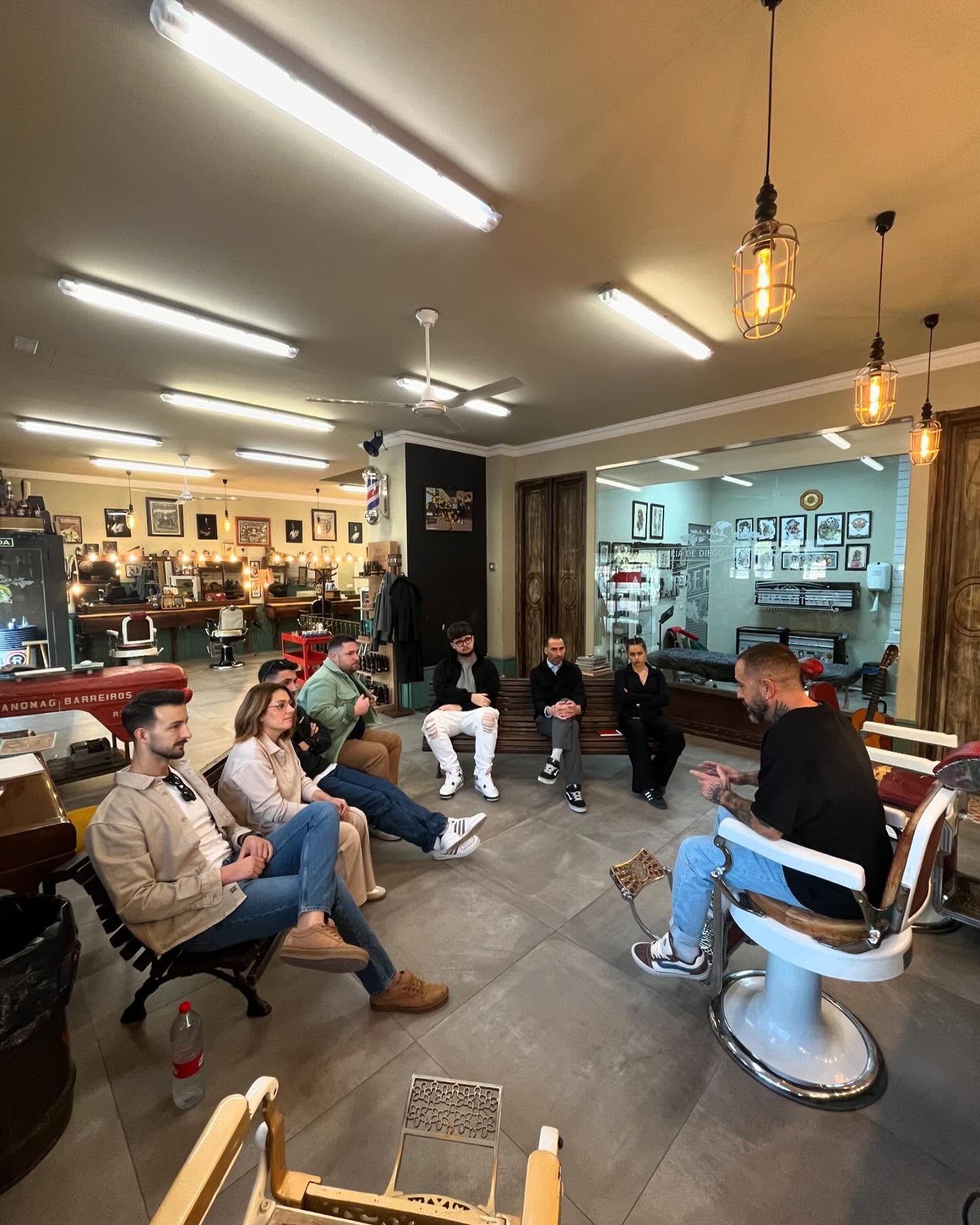 formacion-en-peluqueria-hombre-la-barberia-de-bea